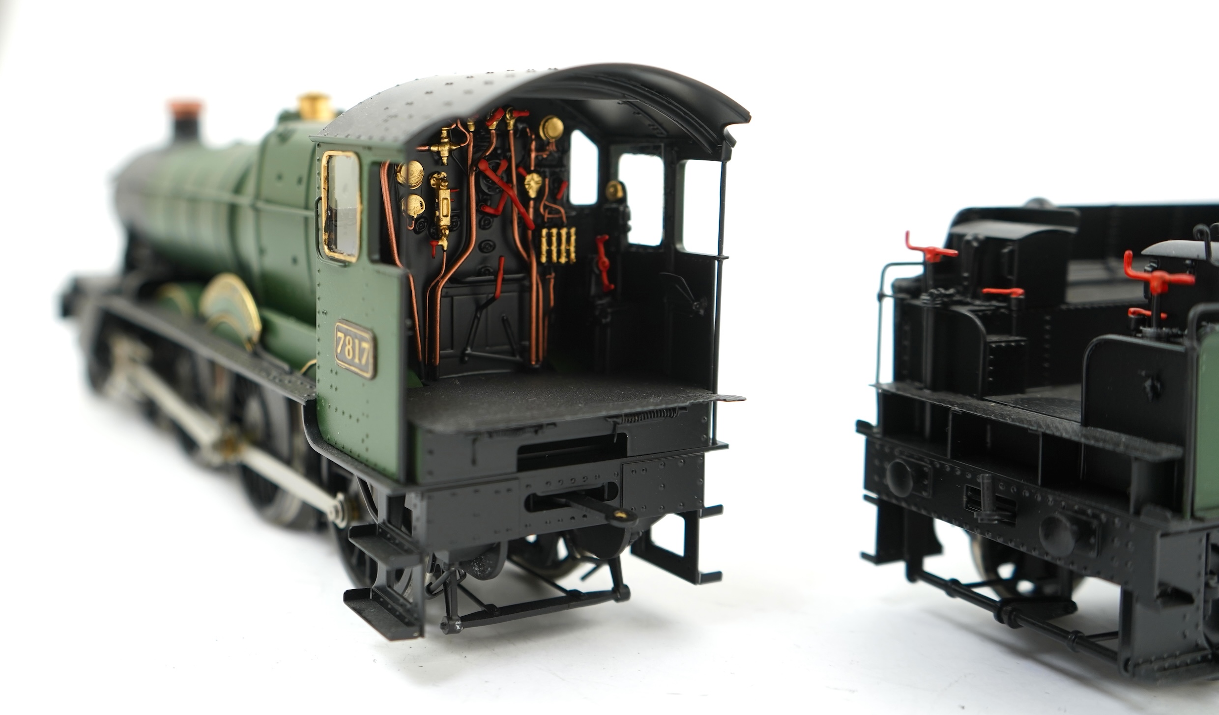An 0 Gauge model of GWR Manor Class, Garsington Manor 7817, 4-6-0 tender locomotive, powered for two rail operation.